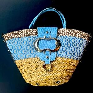 Y2K Guess Tote in Straw & Blue